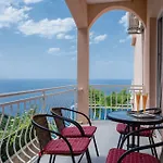 Apartment Vista *