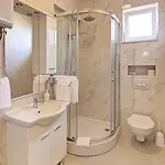 Vista Апартаменты *